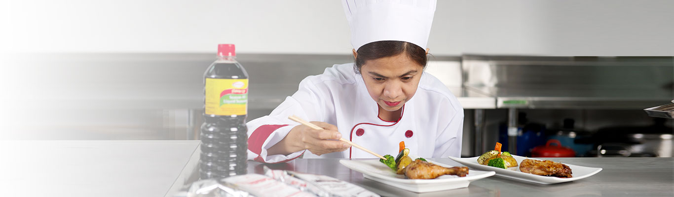 Banner3-Chef-in-the-kitchen.jpg
